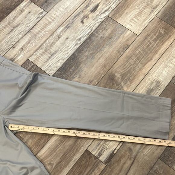 FAIRLANE Grey Straight Leg Flat Front Chino's Size 40 X 32 - Picture 9 of 10